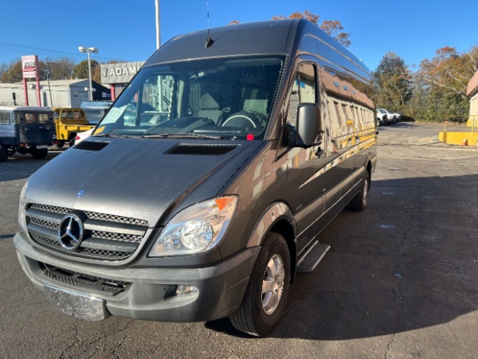 2013 Mercedes-Benz Sprinter 2500 144 WB Cargo - Cargo Van 3.0L V6 Turbo  Diesel auto, image size:1600x1200