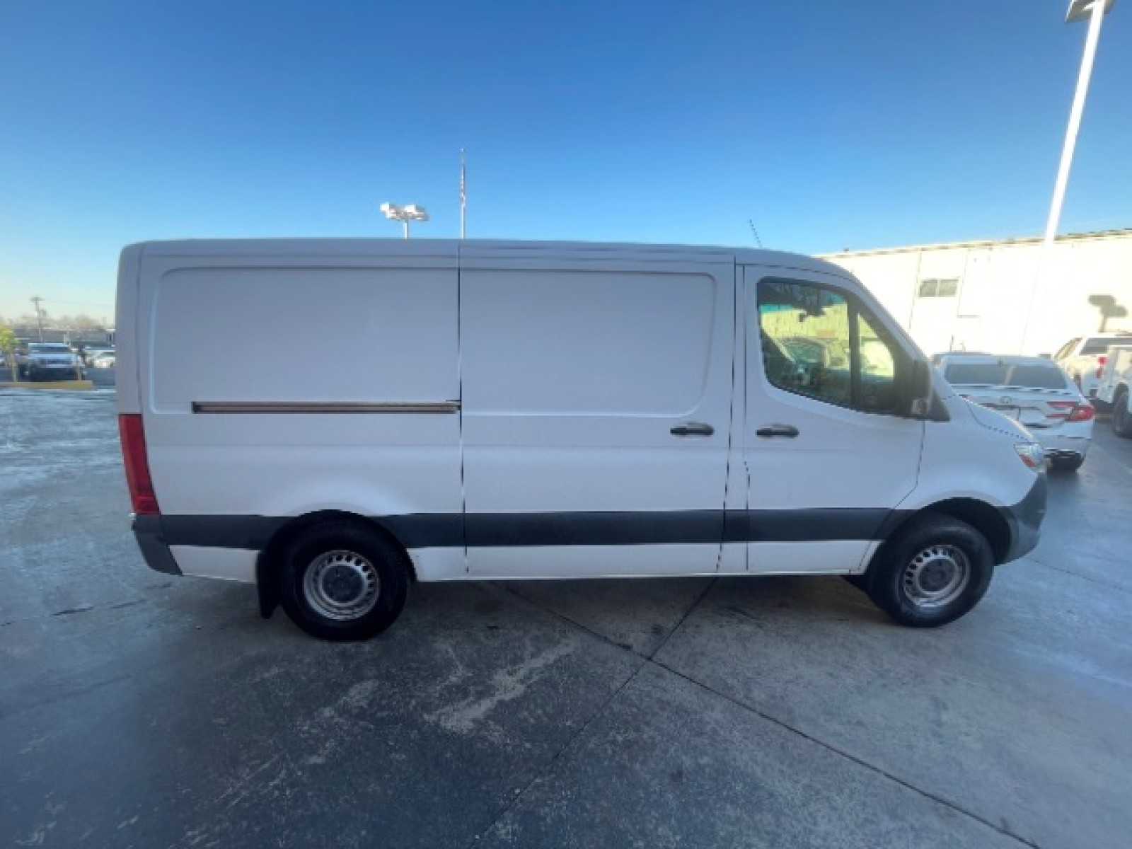 Used 2020 Freightliner Sprinter 2500 - photo 6