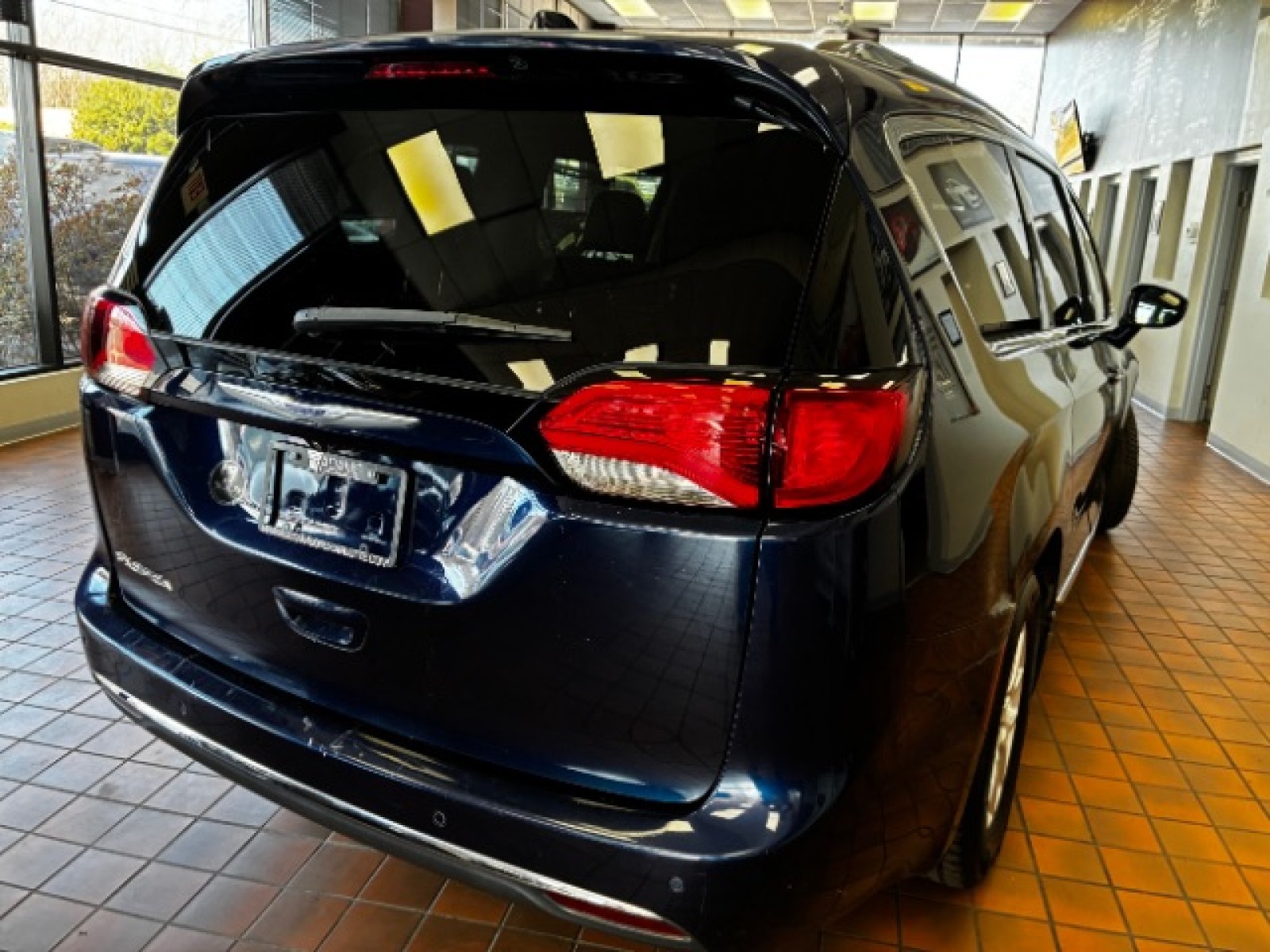 Used 2020 Chrysler Pacifica - photo 13