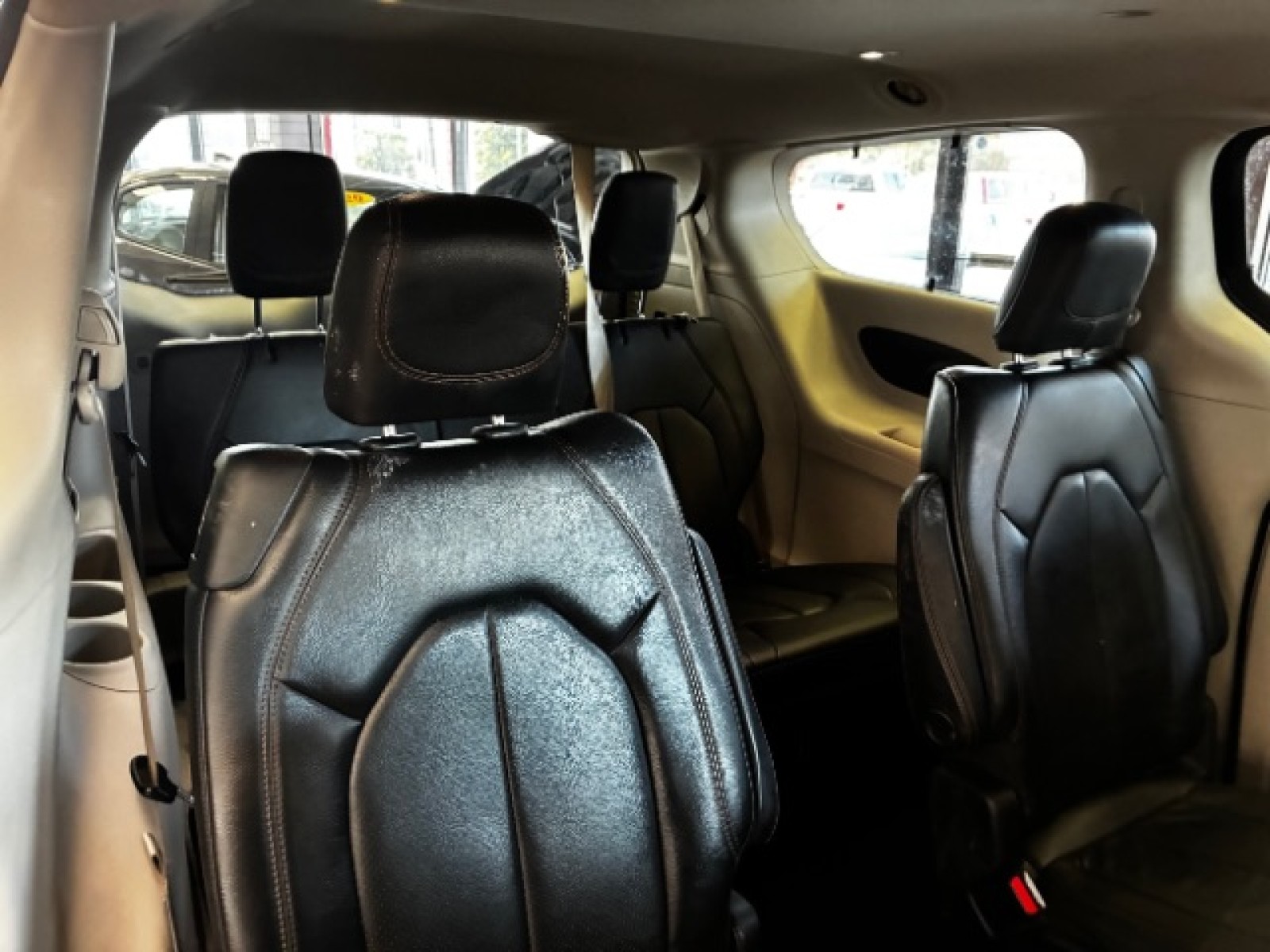 Used 2020 Chrysler Pacifica - photo 33