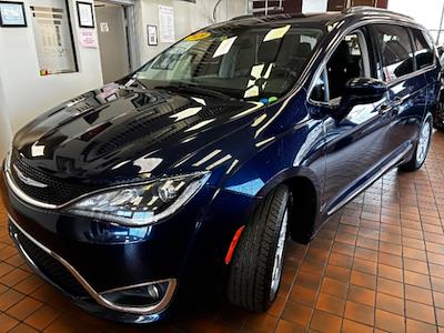 Used 2020 Chrysler Pacifica - photo 1