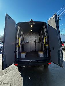 Used 2018 Mercedes-Benz Sprinter 2500 - photo 1