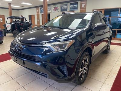 Used 2018 Toyota RAV4 - photo 1