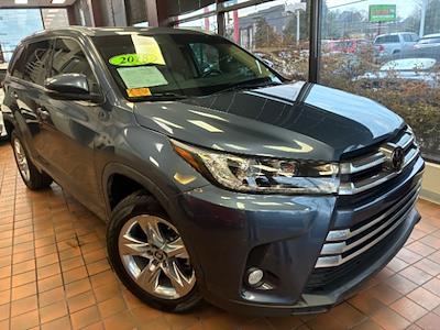 Used 2018 Toyota Highlander Limited for sale #A3P-54444 - photo 1
