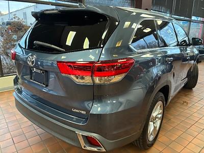 Used 2018 Toyota Highlander Limited for sale #A3P-54444 - photo 2