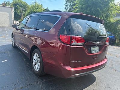 Used 2017 Chrysler Pacifica Touring L Minivan for sale #A3T-79605 - photo 2