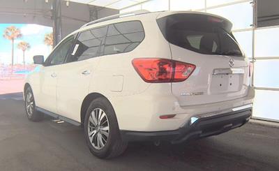 Used 2020 Nissan Pathfinder - photo 1