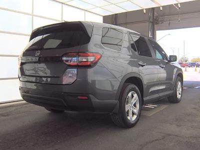 Used 2024 Honda Pilot - photo 2