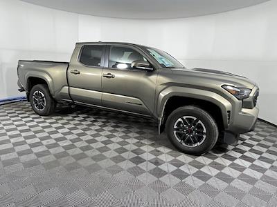 Used 2025 Toyota Tacoma - photo 1