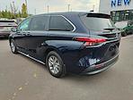 Used 2021 Toyota Sienna XLE AWD Minivan for sale #255242P - photo 6