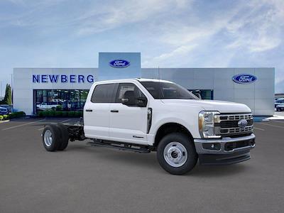 2026 Ford F-350 Crew Cab DRW 4WD Cab Chassis for sale #262191 - photo 1