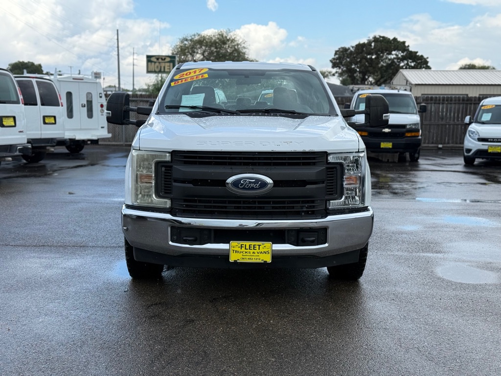 2017 Ford F-350 King Ranch photo 3