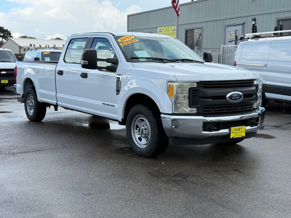 2017 Ford F-350 King Ranch photo 4