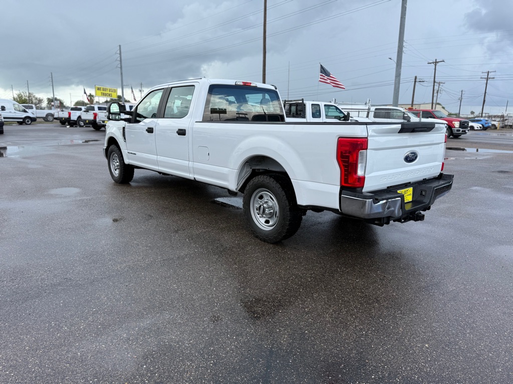 2017 Ford F-350 King Ranch photo 2