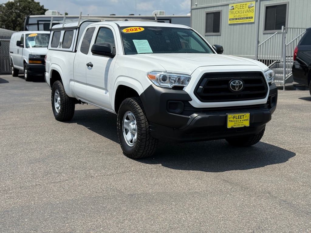 2021 Toyota Tacoma SR5 photo 3