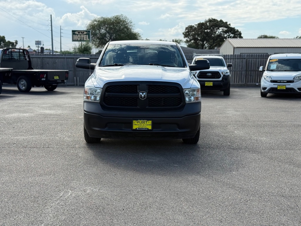 2022 Ram 1500 Tradesman photo 3