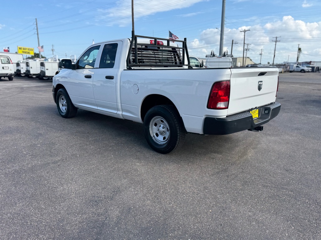 2022 Ram 1500 Tradesman photo 2