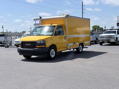 Used 2018 GMC Savana 3500 - photo 1