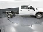 2025 GMC Sierra 3500 Crew Cab DRW 4WD Cab Chassis for sale #176420 - photo 17