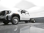 2025 GMC Sierra 3500 Crew Cab DRW 4WD Cab Chassis for sale #176420 - photo 20