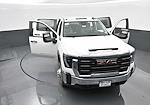 2025 GMC Sierra 3500 Crew Cab DRW 4WD Cab Chassis for sale #176420 - photo 26