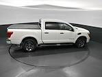 2017 Nissan Titan Crew Cab 4WD Pickup for sale #216369A - photo 2
