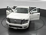 2017 Nissan Titan Crew Cab 4WD Pickup for sale #216369A - photo 31