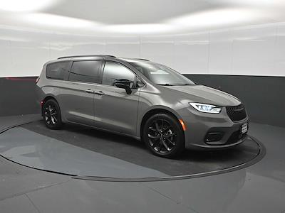 2025 Chrysler Pacifica FWD Minivan for sale #FC229657A - photo 2