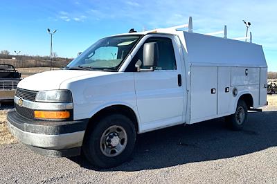 Used 2019 Chevrolet Express 3500 RWD 11' Knapheide Service Utility Van for sale #185089 - photo 2