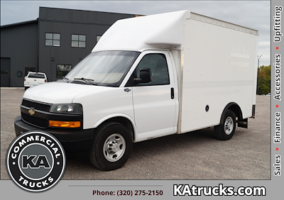 Used 2019 Chevrolet Express 3500 11' Box Van for sale #364946 - photo 1