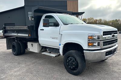 Used 2023 Chevrolet Silverado 6500 Regular Cab 4x4 11' Dump Truck for sale #507137 - photo 2
