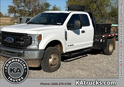 Used 2021 Ford F-350 Super Cab Flatbed Truck for sale #C41743 - photo 1