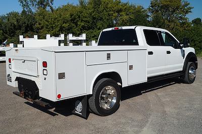 Used 2020 Ford F-450 Crew Cab 4x4 Reading 9' Service Truck for sale #C94487 - photo 2