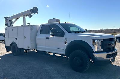 Used 2019 Ford F-550 Super Cab 4x4 11' Altec Industries Inc. Mechanics Body with Crane for sale #E94382 - photo 2