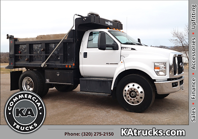 Used 2021 Ford F-750 - photo 1