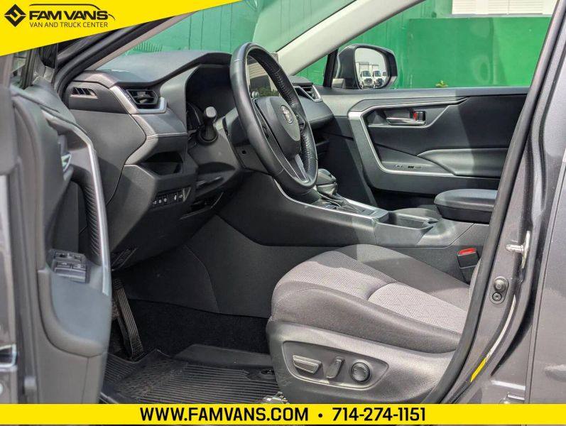 Used 2023 Toyota RAV4 - photo 15