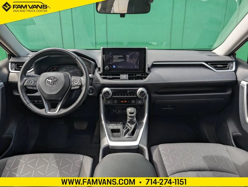Used 2023 Toyota RAV4 - photo 19