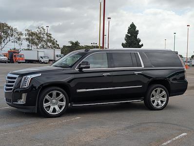 Used 2017 Cadillac Escalade ESV Luxury for sale #118983 - photo 2