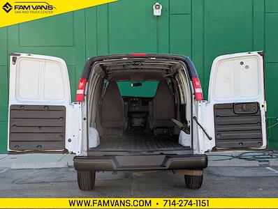 Used 2019 GMC Savana 2500 - photo 1