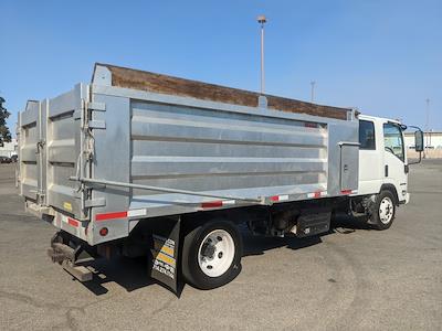 Used 2022 Isuzu NRR Crew Cab 4x2 Landscape Dump for sale #300019 - photo 2