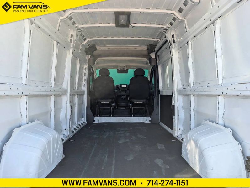 Used 2025 Ram ProMaster 2500 - photo 2