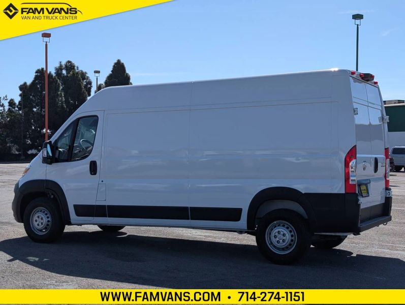 Used 2025 Ram ProMaster 2500 - photo 9