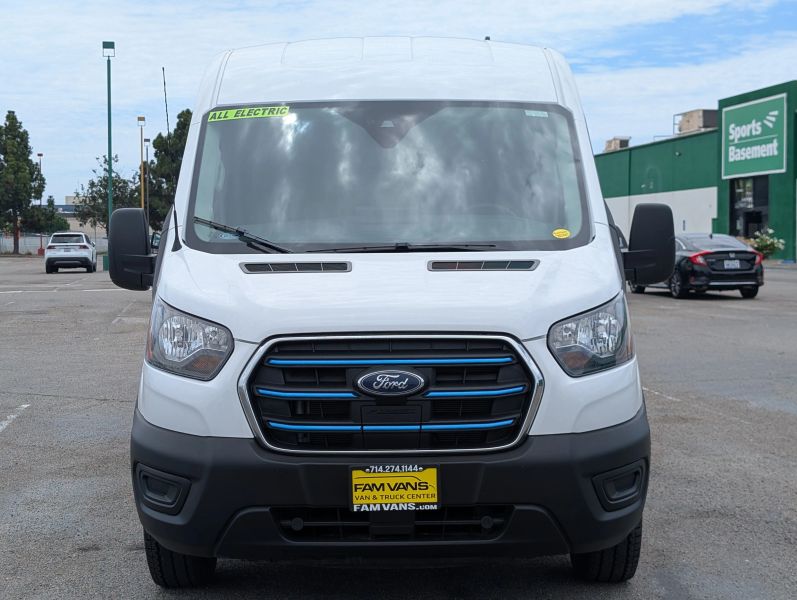 Used 2023 Ford E-Transit 350 - photo 2