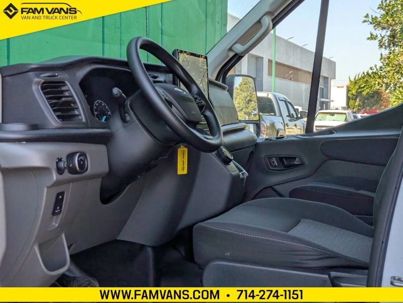 Used 2023 Ford E-Transit 350 - photo 19