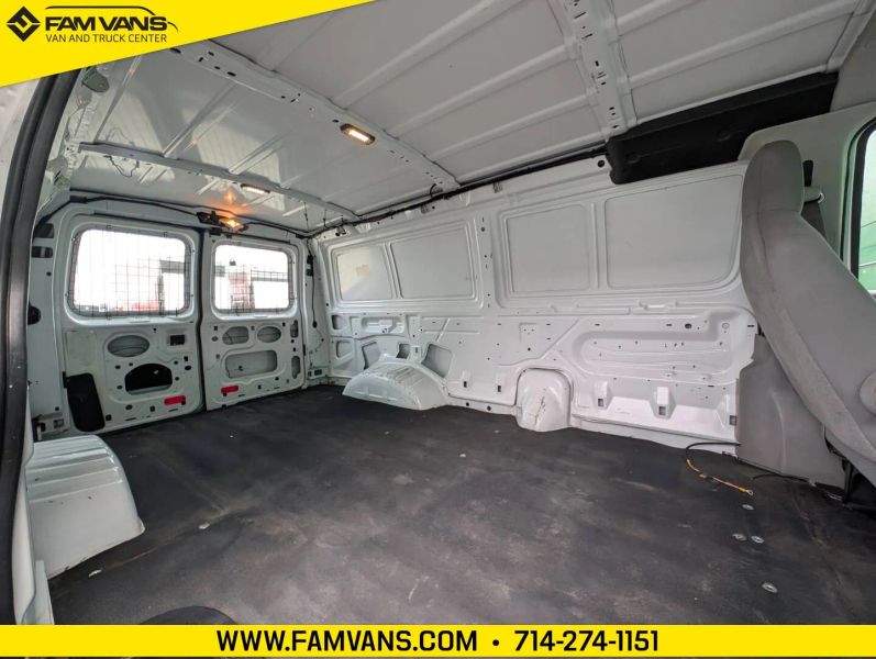 Used 2013 Ford E-150 - photo 13