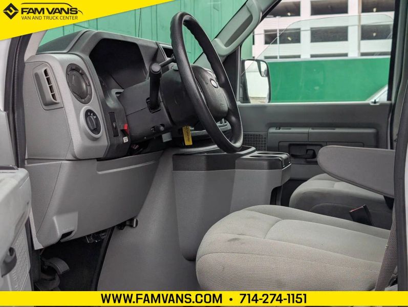 Used 2013 Ford E-150 - photo 16