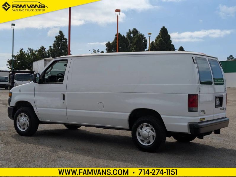 Used 2013 Ford E-150 - photo 9