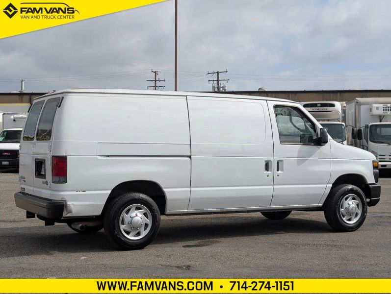 Used 2013 Ford E-150 - photo 5