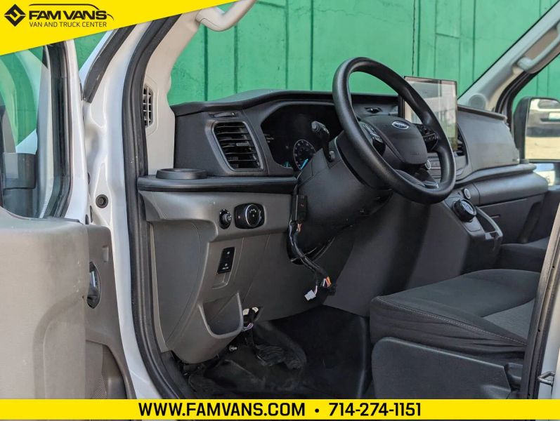 Used 2022 Ford E-Transit 350 - photo 19