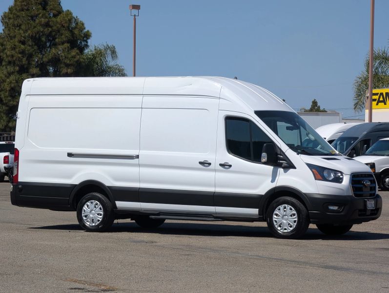 Used 2022 Ford E-Transit 350 - photo 24